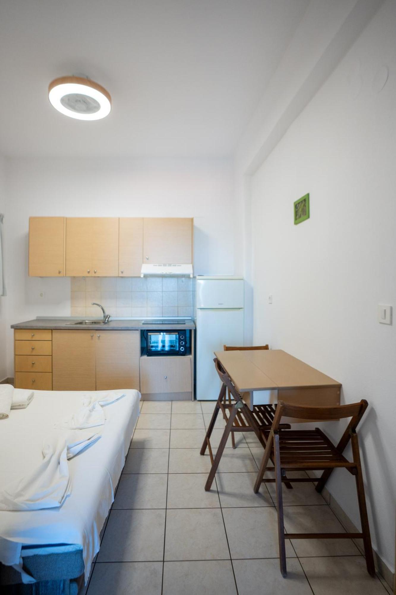 Elaia Modern Apartments Ajía Kiriakí Kültér fotó