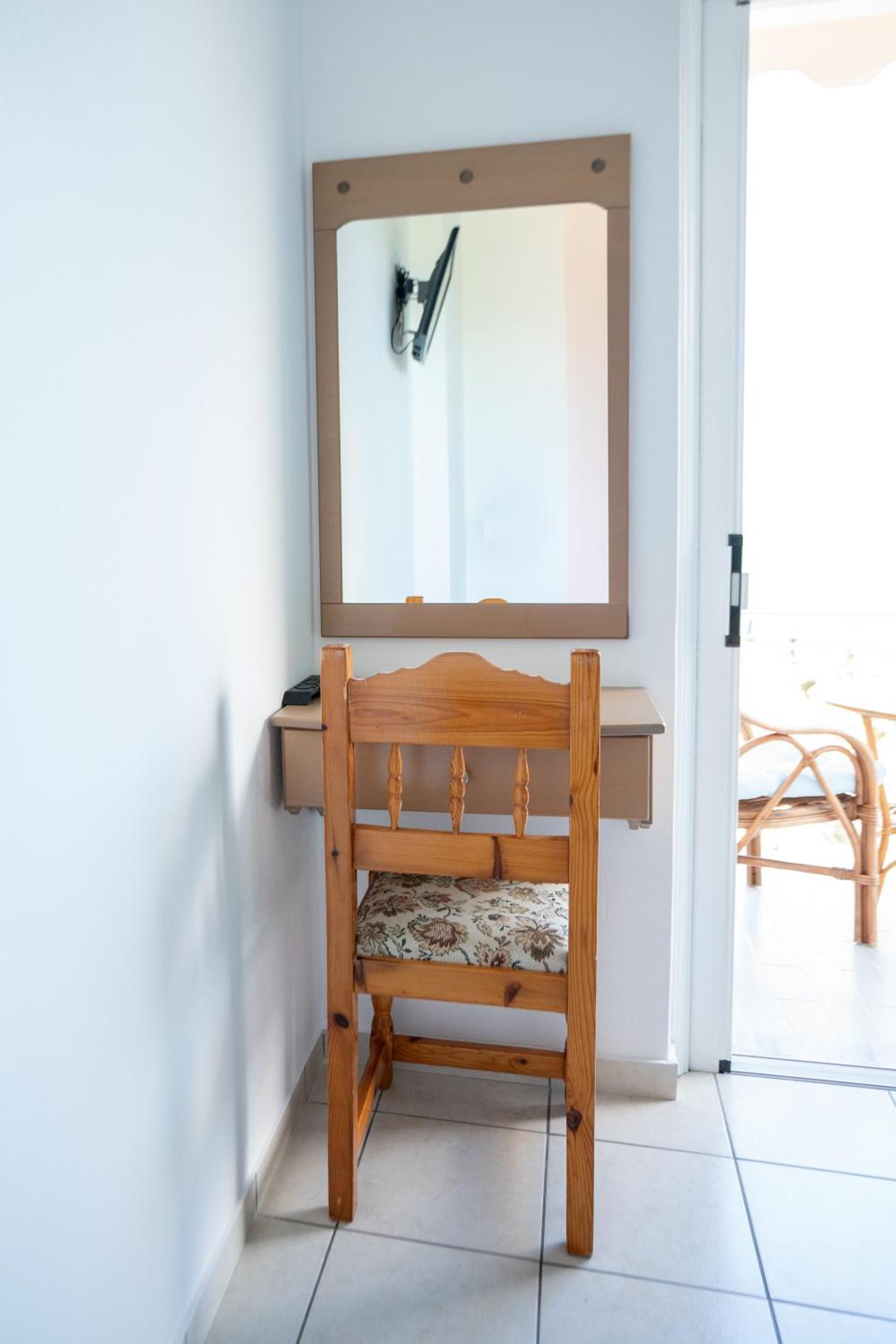 Elaia Modern Apartments Ajía Kiriakí Kültér fotó