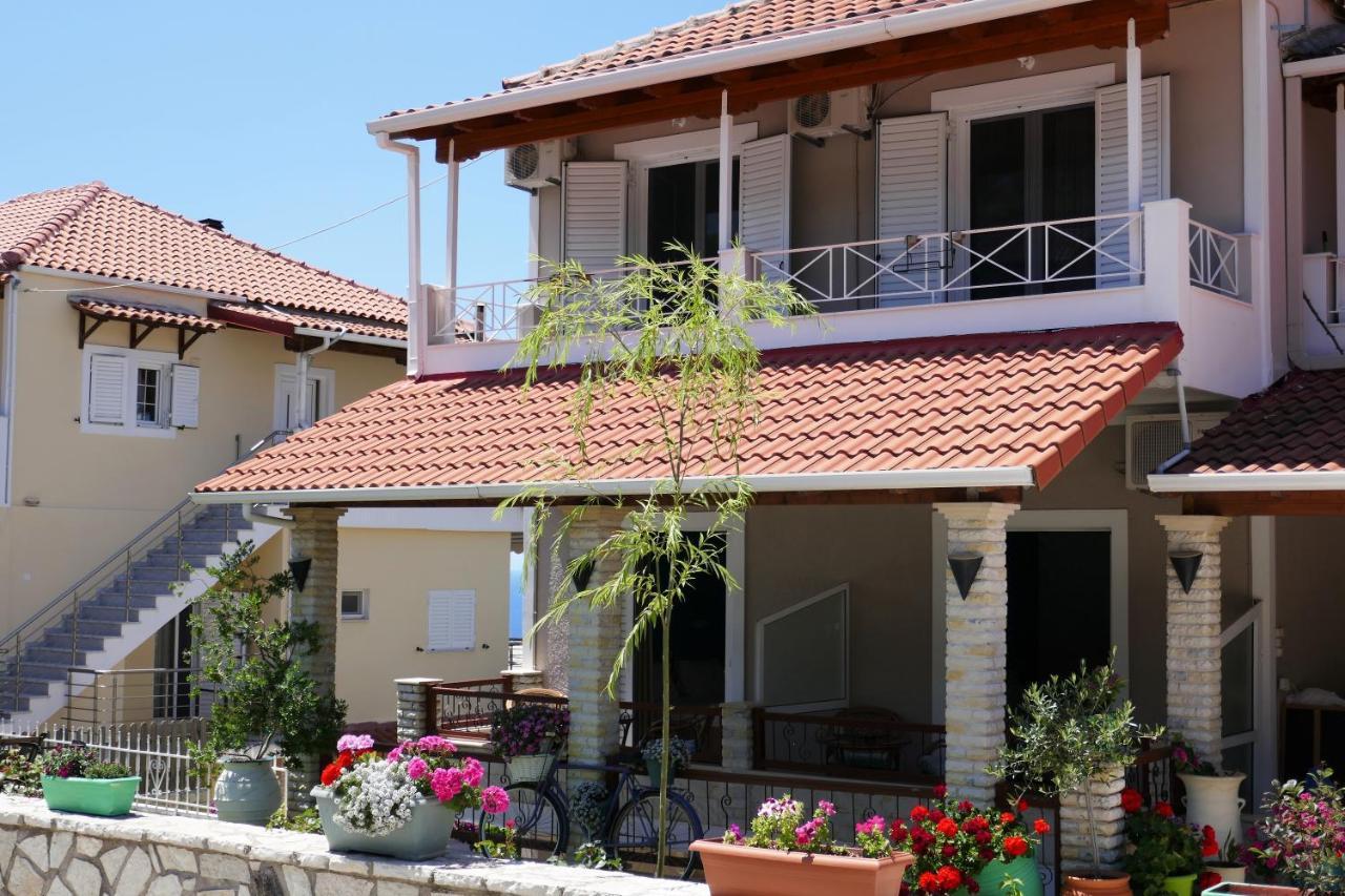 Elaia Modern Apartments Ajía Kiriakí Kültér fotó